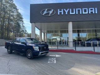 2024 Nissan Titan SV