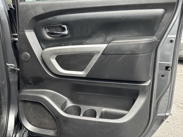 2017 Nissan Titan XD SL