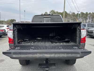 2017 Nissan Titan XD SL