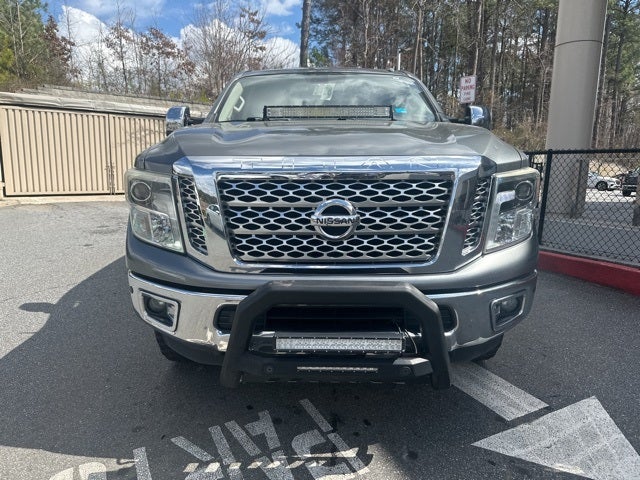 2017 Nissan Titan XD SL