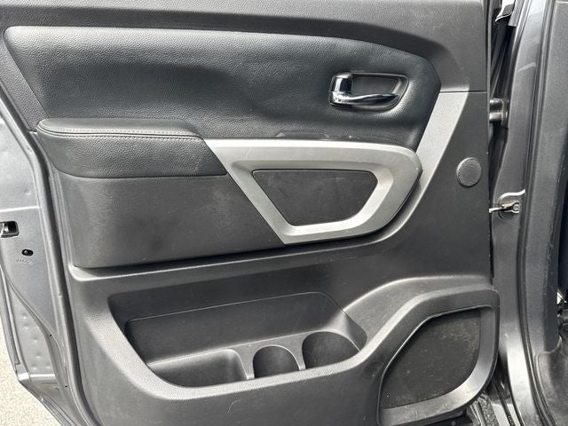 2017 Nissan Titan XD SL