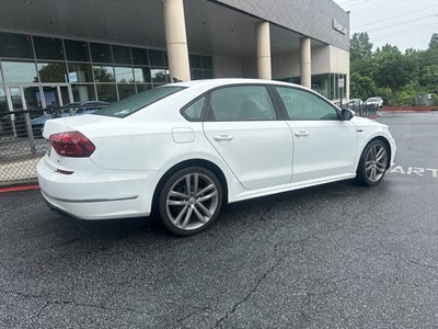 2018 Volkswagen Passat 2.0T R-Line