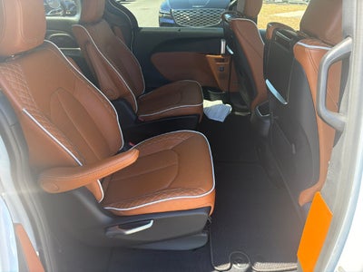2026 Chrysler Pacifica Pinnacle