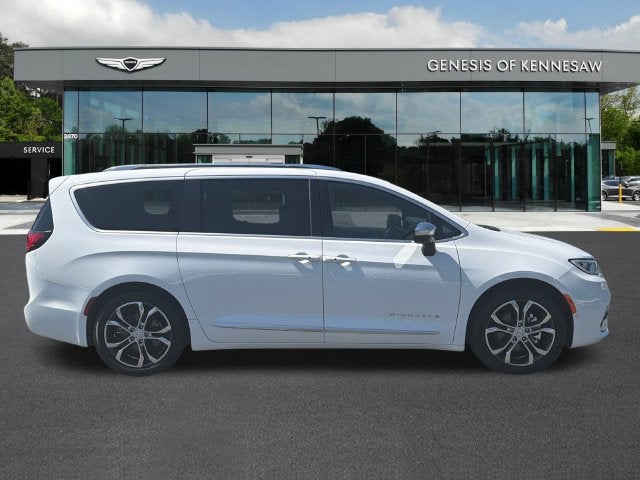 2026 Chrysler Pacifica Pinnacle