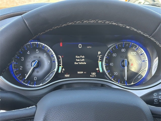 2022 Chrysler Pacifica Touring L