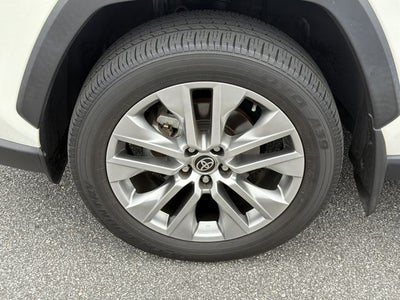 2022 Toyota RAV4 XLE Premium