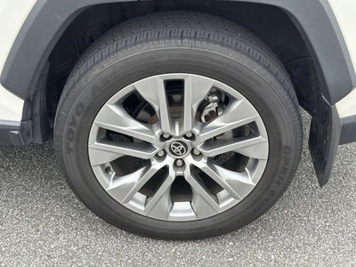 2022 Toyota RAV4 XLE Premium