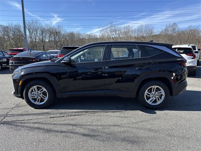 2025 Hyundai TUCSON SE