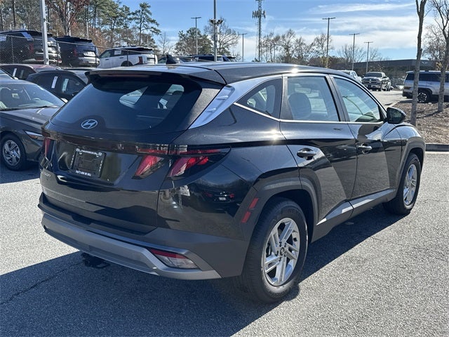 2025 Hyundai TUCSON SE