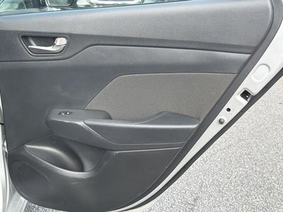 2022 Hyundai ACCENT SE