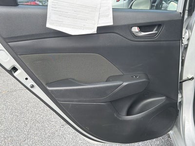 2022 Hyundai ACCENT SE