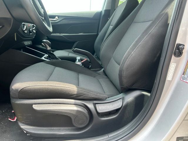 2022 Hyundai ACCENT SE