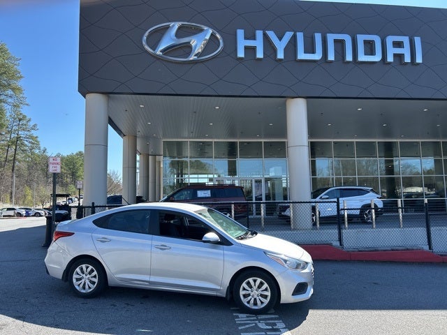 2022 Hyundai ACCENT SE