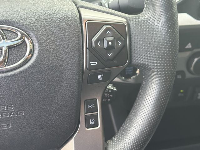 2022 Toyota Tacoma Limited V6