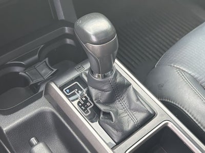 2022 Toyota Tacoma Limited V6