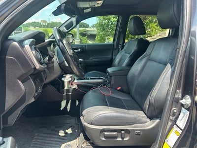 2022 Toyota Tacoma Limited V6