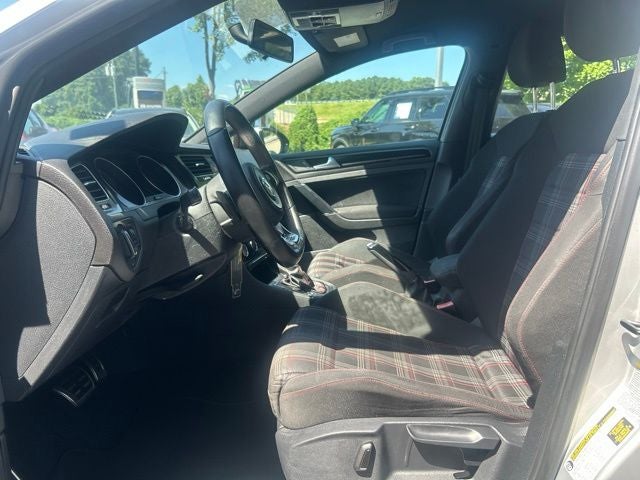 2015 Volkswagen Golf GTI 2.0T S