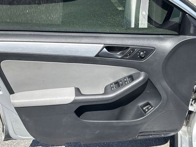 2016 Volkswagen Jetta Hybrid SEL Premium