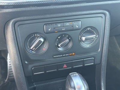 2013 Volkswagen Beetle 2.0 TSi