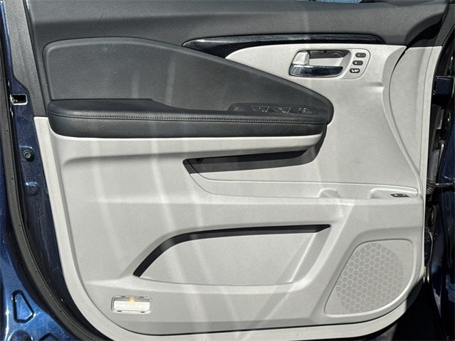 2019 Honda Pilot Touring 8 Passenger