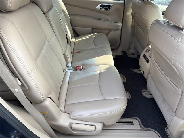 2014 Nissan Pathfinder SL