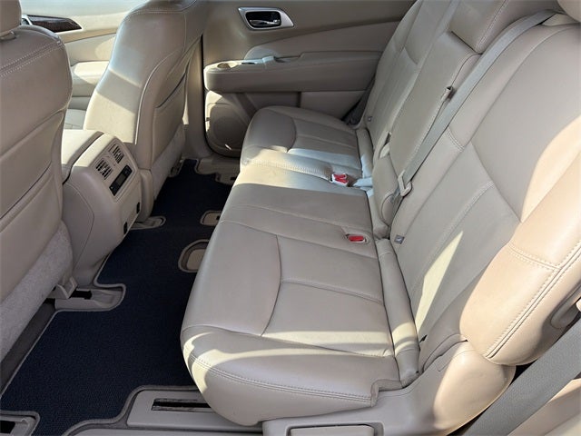 2014 Nissan Pathfinder SL