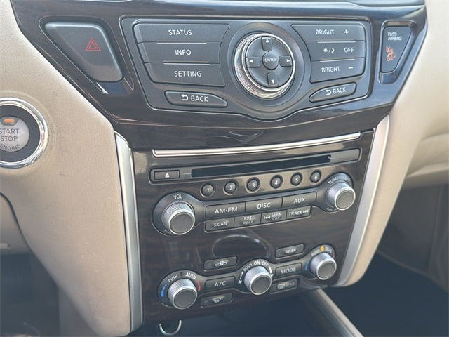 2014 Nissan Pathfinder SL