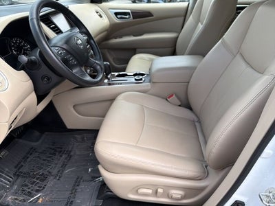 2020 Nissan Pathfinder Platinum