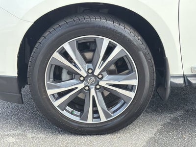 2020 Nissan Pathfinder Platinum