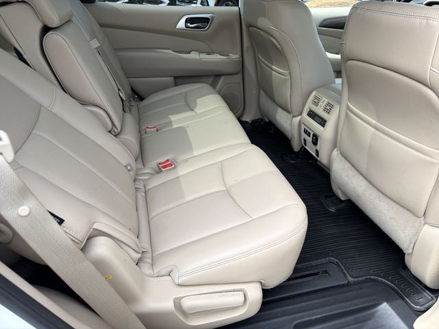 2020 Nissan Pathfinder Platinum