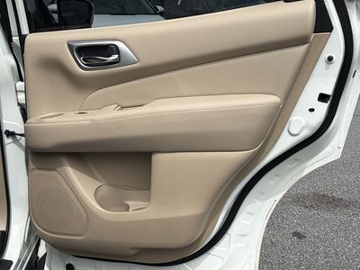 2020 Nissan Pathfinder Platinum