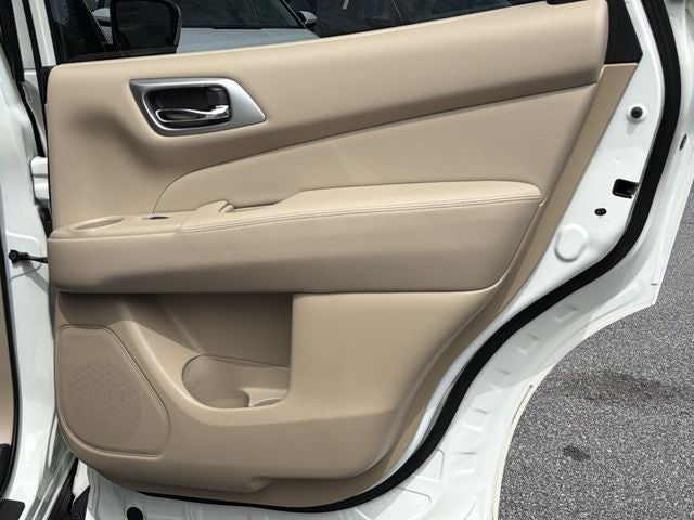 2020 Nissan Pathfinder Platinum
