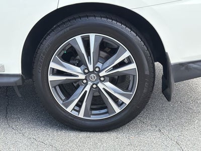 2020 Nissan Pathfinder Platinum