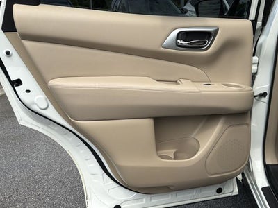2020 Nissan Pathfinder Platinum