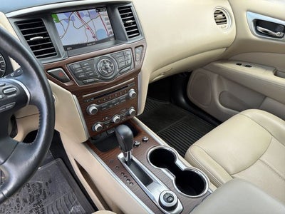 2020 Nissan Pathfinder Platinum