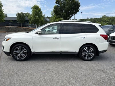 2020 Nissan Pathfinder Platinum