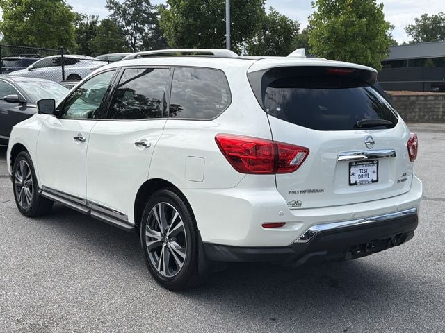 2020 Nissan Pathfinder Platinum
