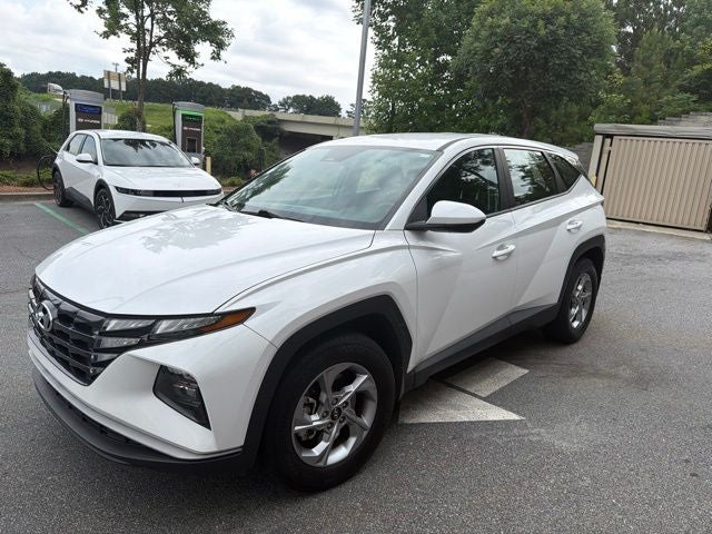 2023 Hyundai TUCSON SE