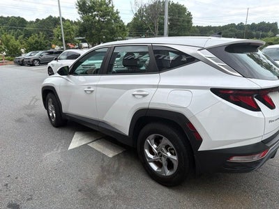 2023 Hyundai TUCSON SE