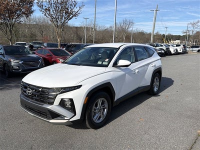 2025 Hyundai TUCSON SE