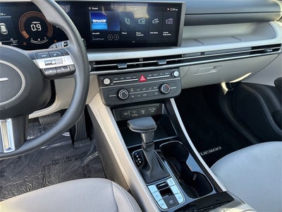 2025 Hyundai TUCSON SE