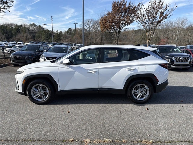 2025 Hyundai TUCSON SE