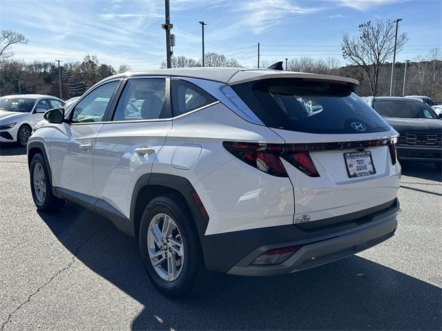 2025 Hyundai TUCSON SE