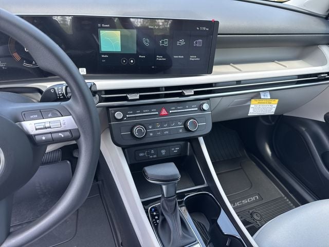 2026 Hyundai TUCSON SE FWD