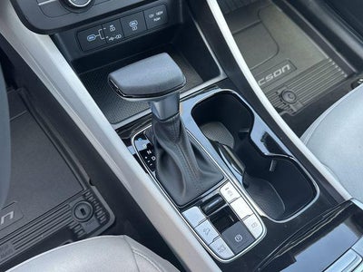 2026 Hyundai TUCSON SE FWD