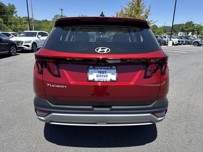 2026 Hyundai TUCSON SE FWD
