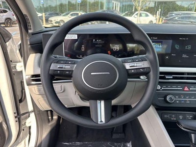2026 Hyundai TUCSON SE FWD