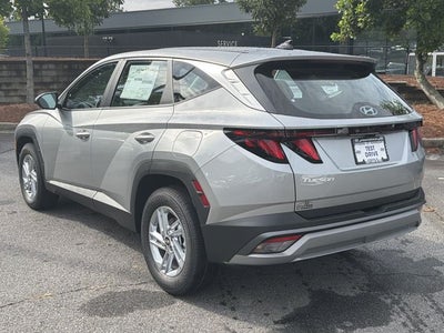 2026 Hyundai TUCSON SE FWD