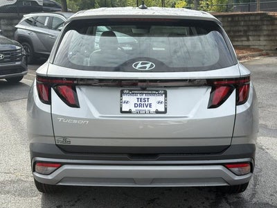 2026 Hyundai TUCSON SE FWD