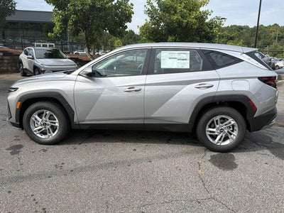 2026 Hyundai TUCSON SE FWD